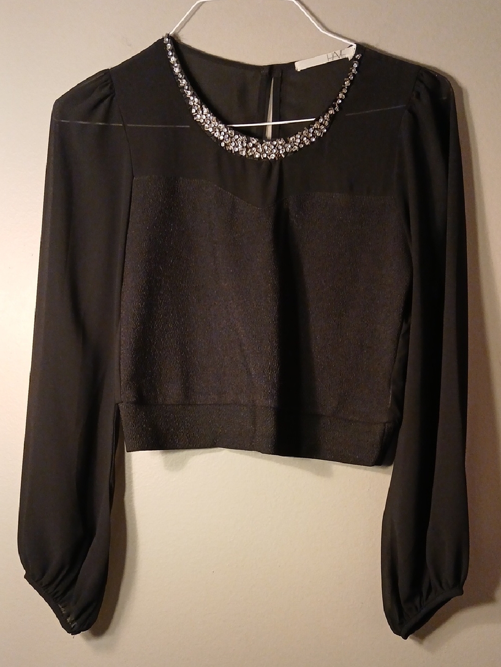 Black Beaded-Neck Long Sleeve Cropped Top